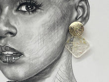 Load image into Gallery viewer, Her Accessory Lane
