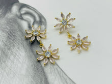 Load image into Gallery viewer, Her Accessory Lane