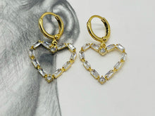 Load image into Gallery viewer, Her Accessory Lane