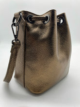 Load image into Gallery viewer, Her Accessory Lane